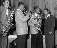 Lucky Thompson, Dizzy Gillespie, Charlie Parker, Billy Eckstine (fotograaf onbekend)